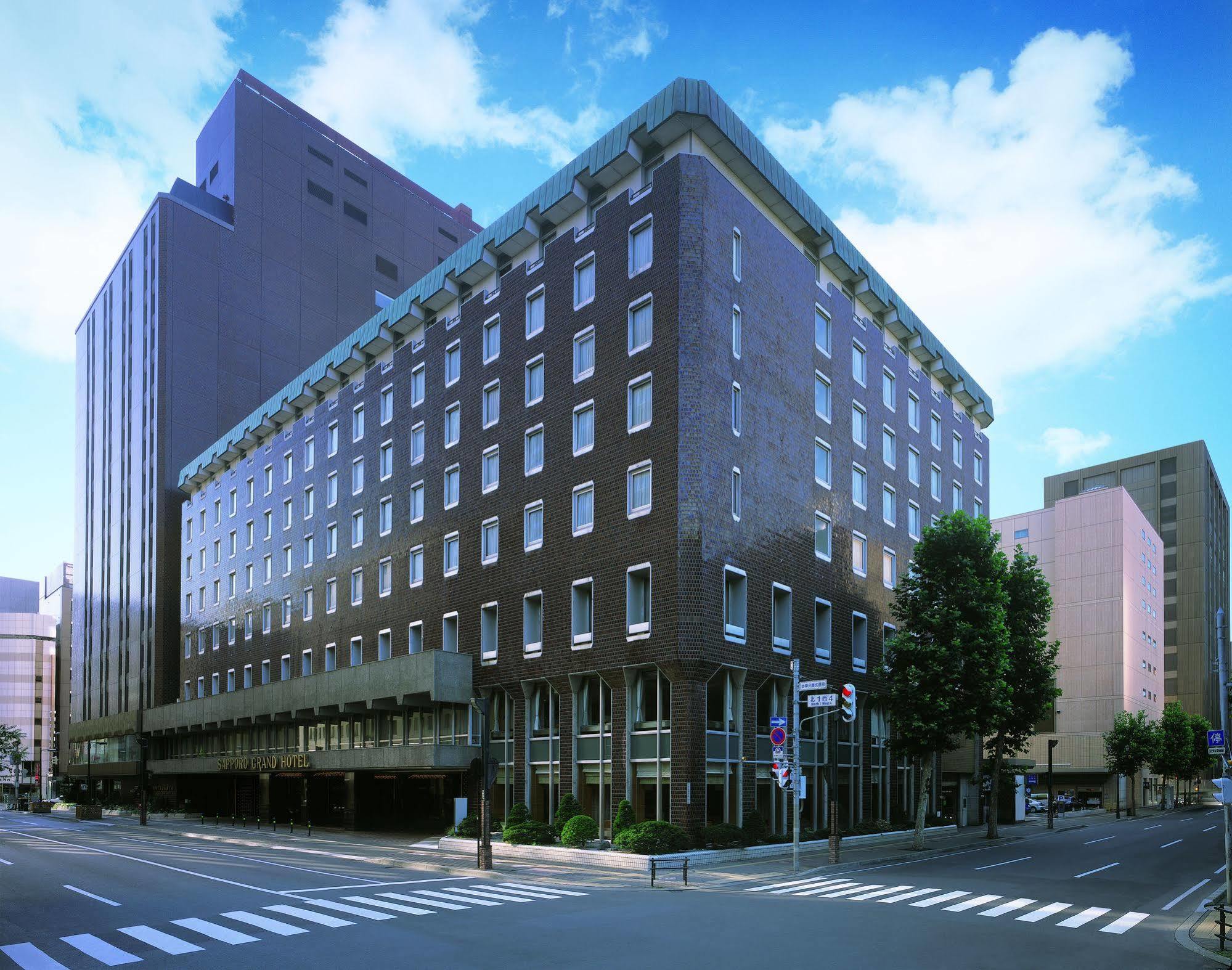 Sapporo Grand Hotel Exterior photo